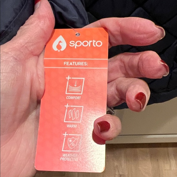 Sporto Navy Quilted woman’s S Coat with Faux Fur Trim the faux fur removable😃 - Picture 6 of 15